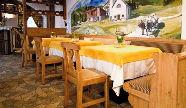 Hotel Madonnina Resort And Wellness Сорага Екстериор снимка