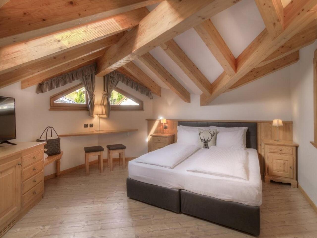 Hotel Madonnina Resort And Wellness Сорага Екстериор снимка