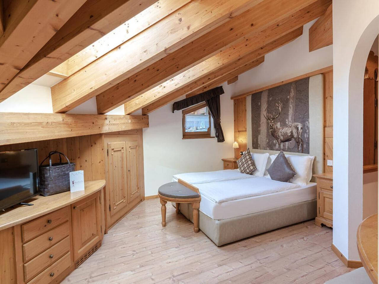 Hotel Madonnina Resort And Wellness Сорага Екстериор снимка