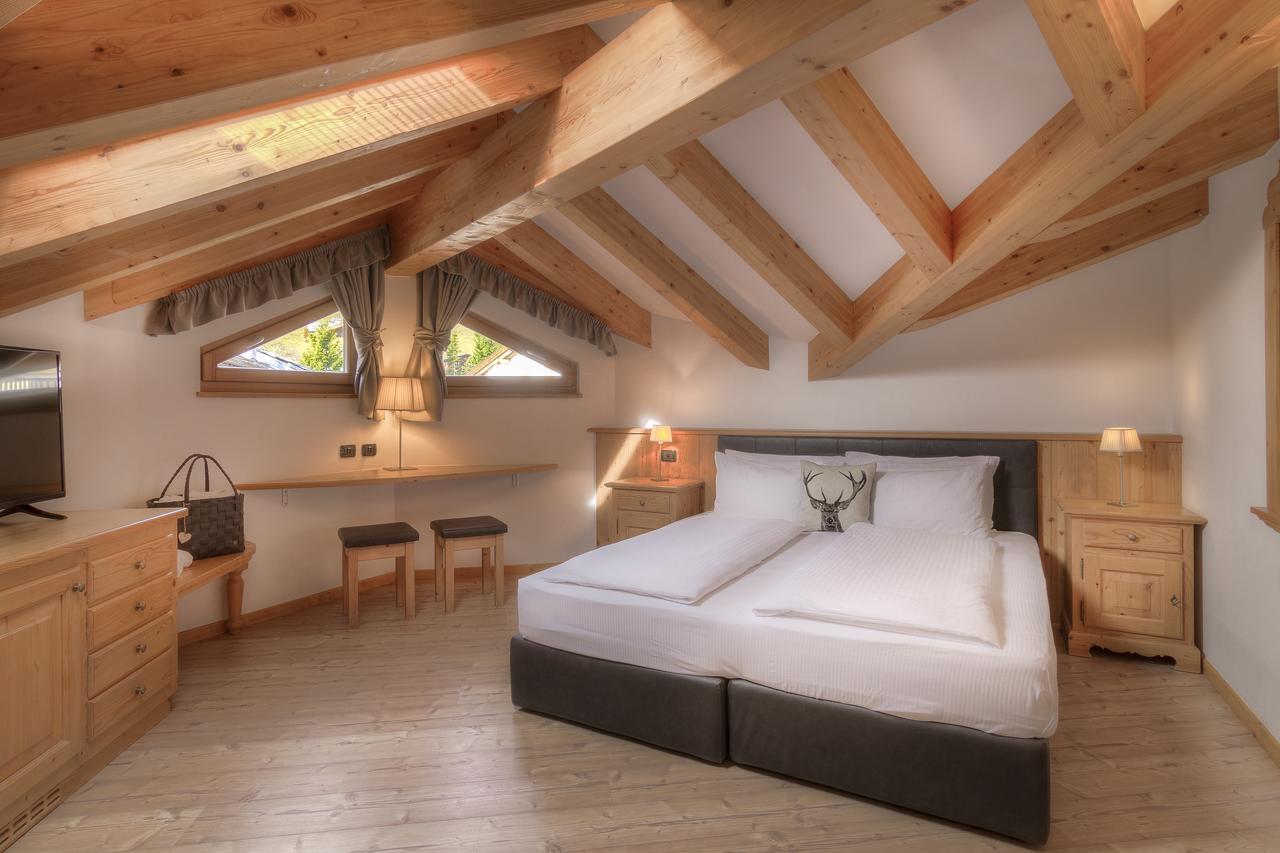 Hotel Madonnina Resort And Wellness Сорага Екстериор снимка