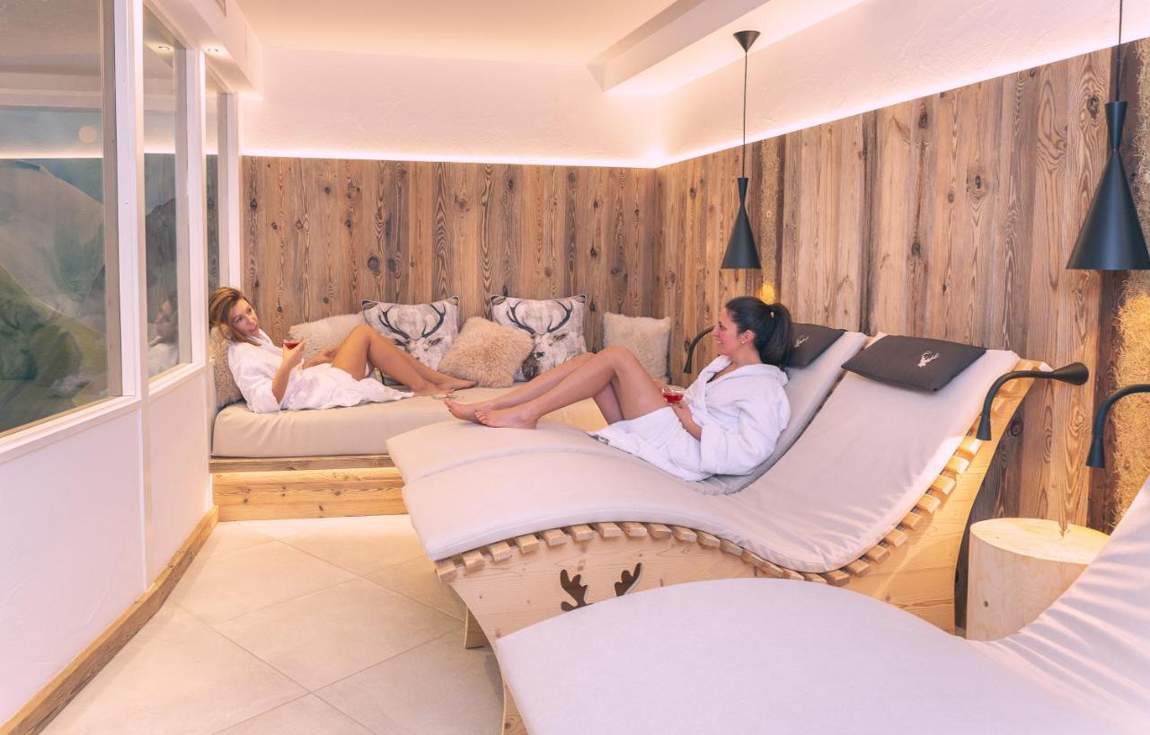 Hotel Madonnina Resort And Wellness Сорага Екстериор снимка